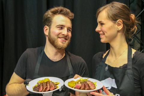 Wild Food Festival 2019 von Anfang bis Ente mit Fee und Yannick Yannick Hennefarth leitete mit Fee Brauwers den Workshop "von Anfang bis Ente".