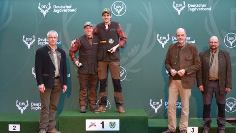 Sieger, Flinte, Junioren: 1) Matthias Avenriep (Niedersachsen), 2) Thomas Schickling (Niedersachsen), 3) Jan Teuwsen (Hessen) Sieger, Flinte, Junioren: 1) Matthias Avenriep (Niedersachsen), 2) Thomas Schickling (Niedersachsen), 3) Jan Teuwsen (Hessen)